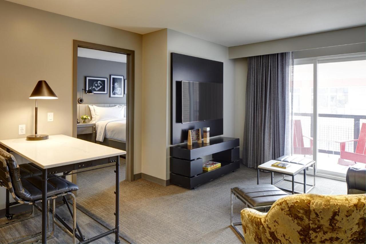 Archer Hotel Boston/Бърлингтън Екстериор снимка
