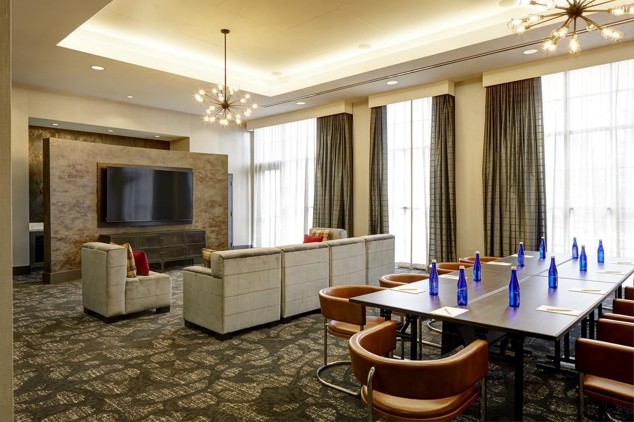 Archer Hotel Boston/Бърлингтън Екстериор снимка